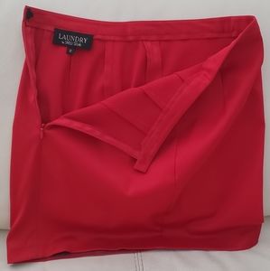 Red Skirt by Laundry Size: 2